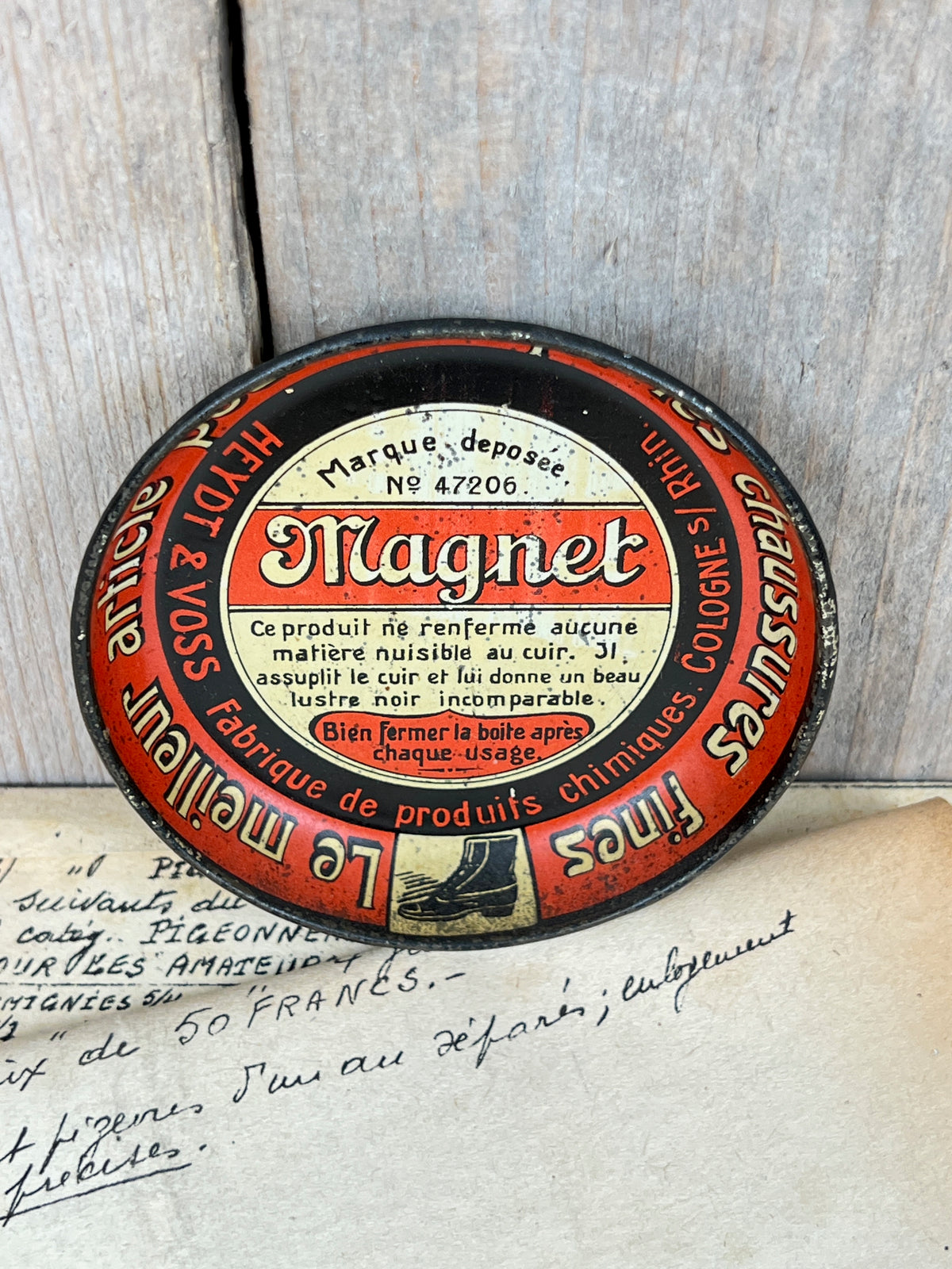Rare coupelle publicitaire Magnet en métal lithographié