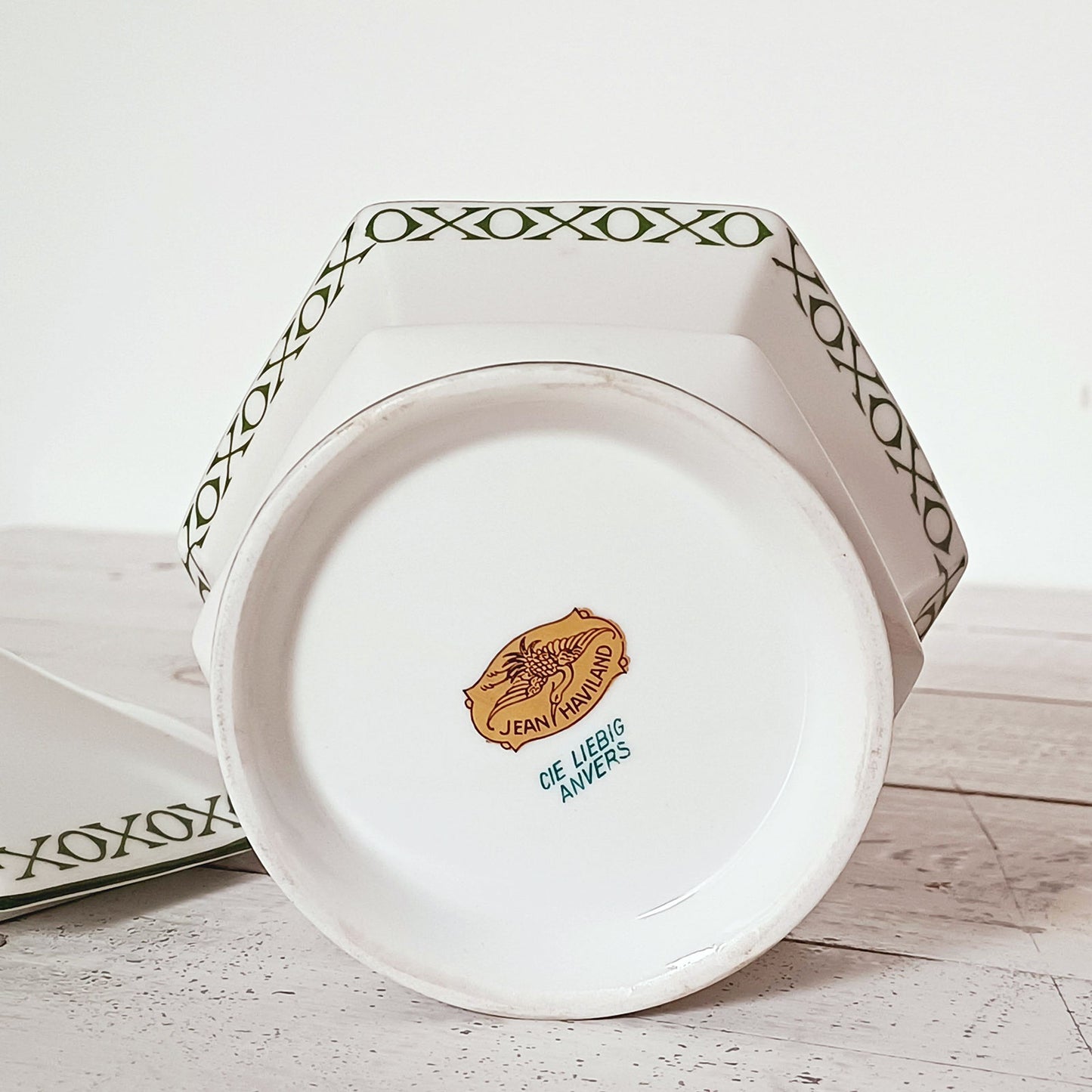 Rare sucrier en porcelaine de Limoges pour la marque de bouillon OXO Liebig