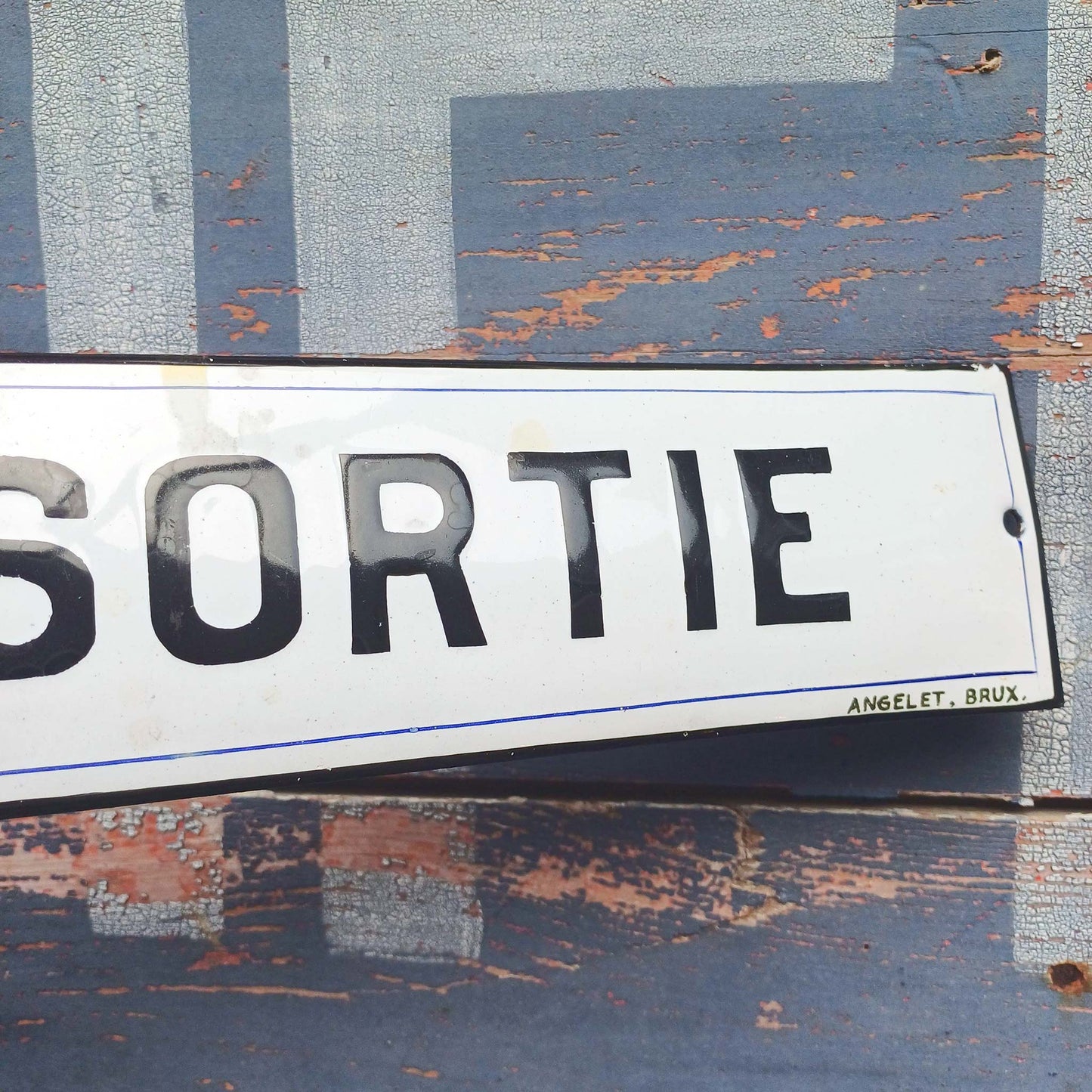 Plaque d'utilité émaillée - Sortie